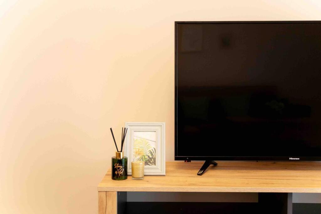 Gg Home - Cozy 1 Bedroom Apartment On Kazbegi Avenue 15 Tbilisi Ngoại thất bức ảnh