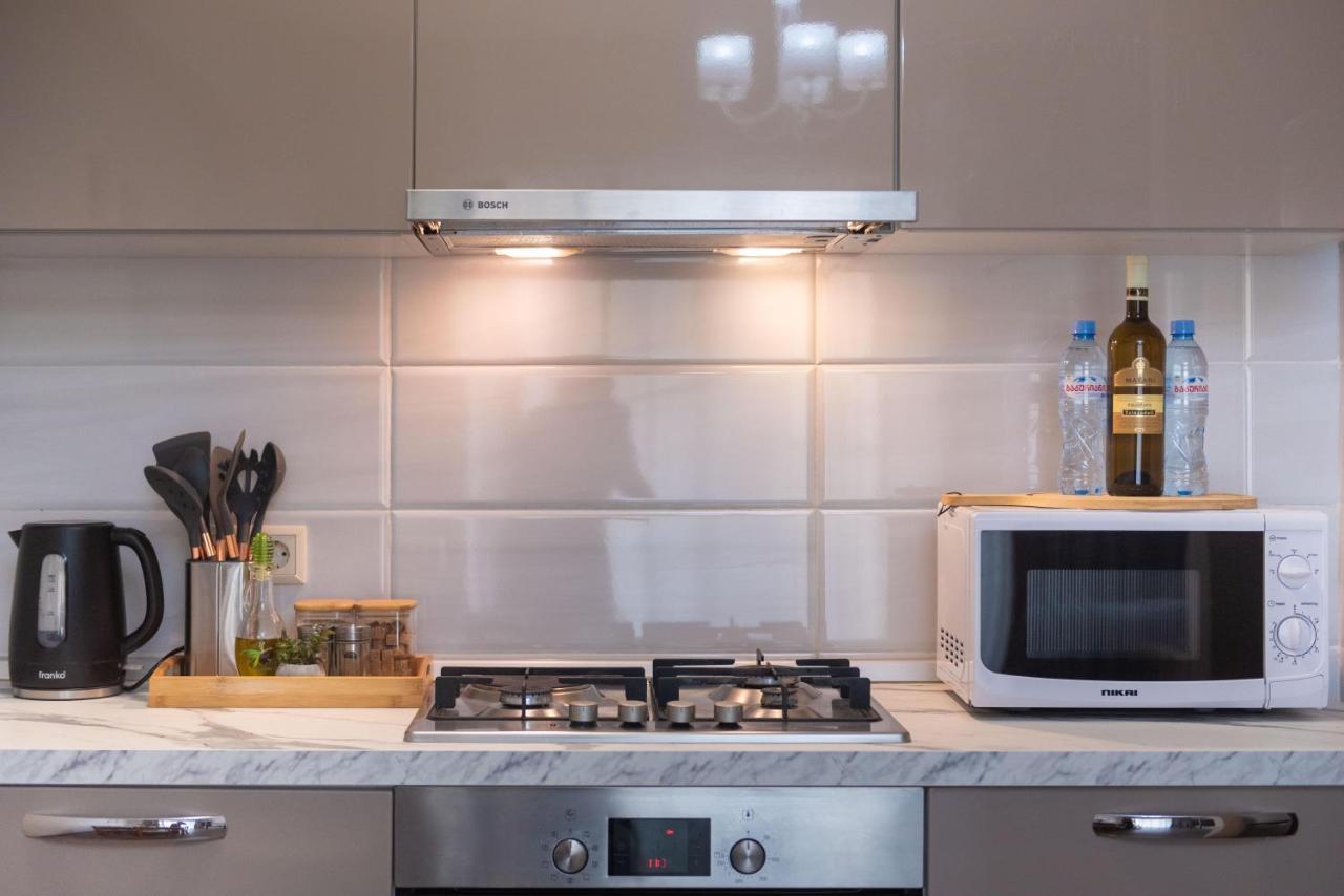 Gg Home - Cozy 1 Bedroom Apartment On Kazbegi Avenue 15 Tbilisi Ngoại thất bức ảnh